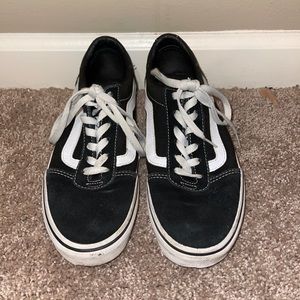 Black vans